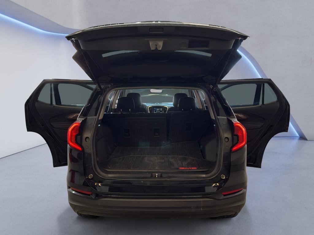 Used 2019 GMC Terrain SLE w/ Black Edition image 12
