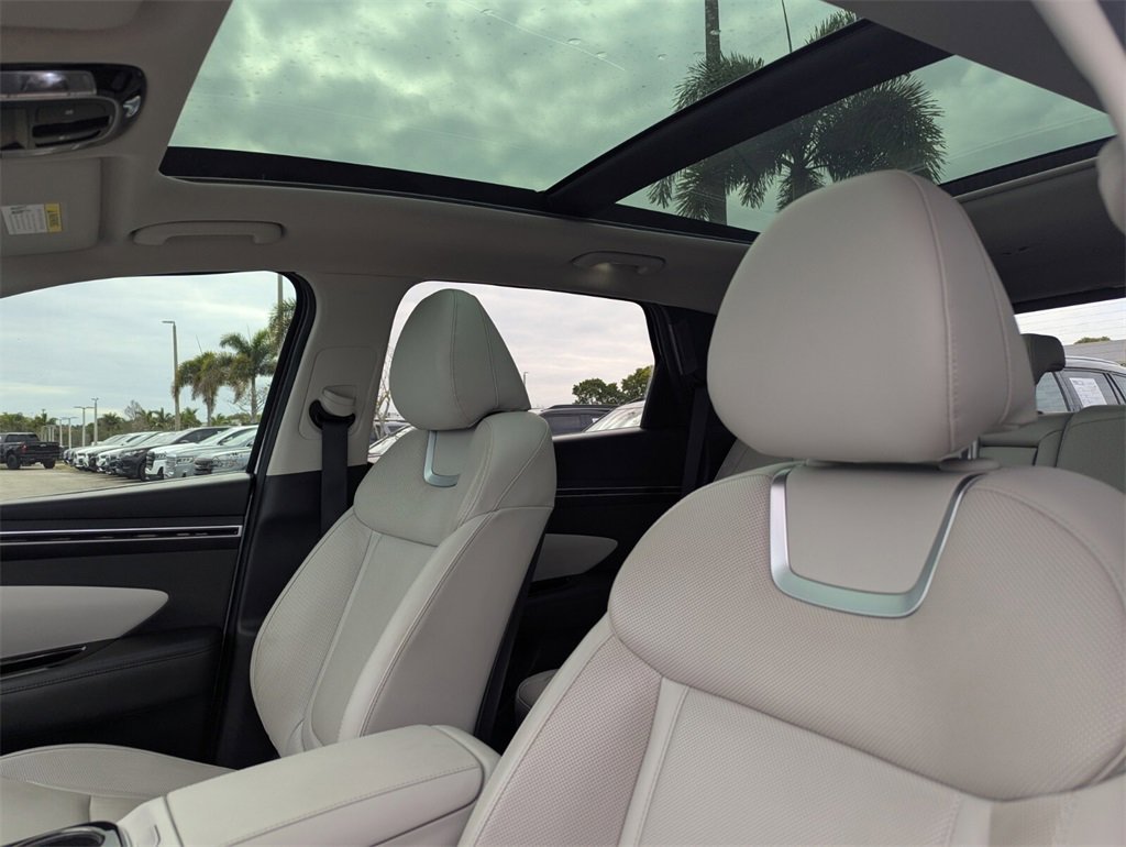 Used 2023 Hyundai Tucson Limited image 22