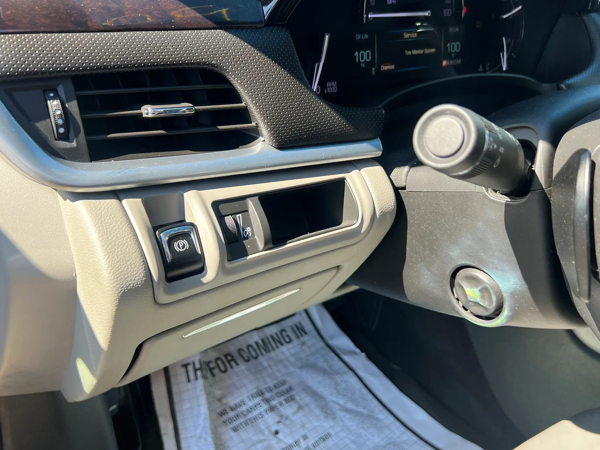 Used 2017 Cadillac XTS Luxury image 13