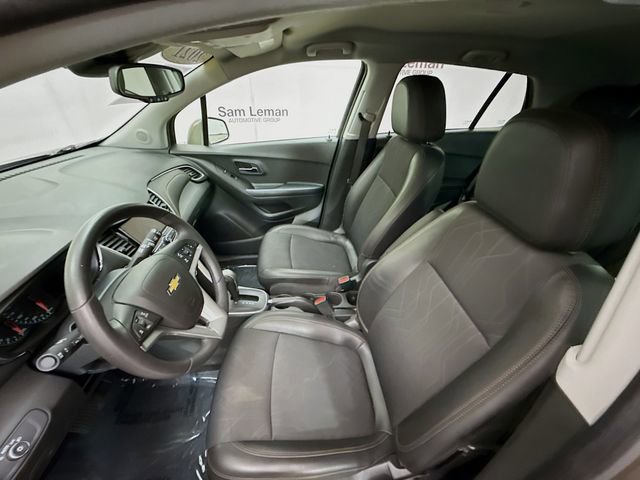 Used 2021 Chevrolet Trax LT w/ Driver Confidence Package image 19