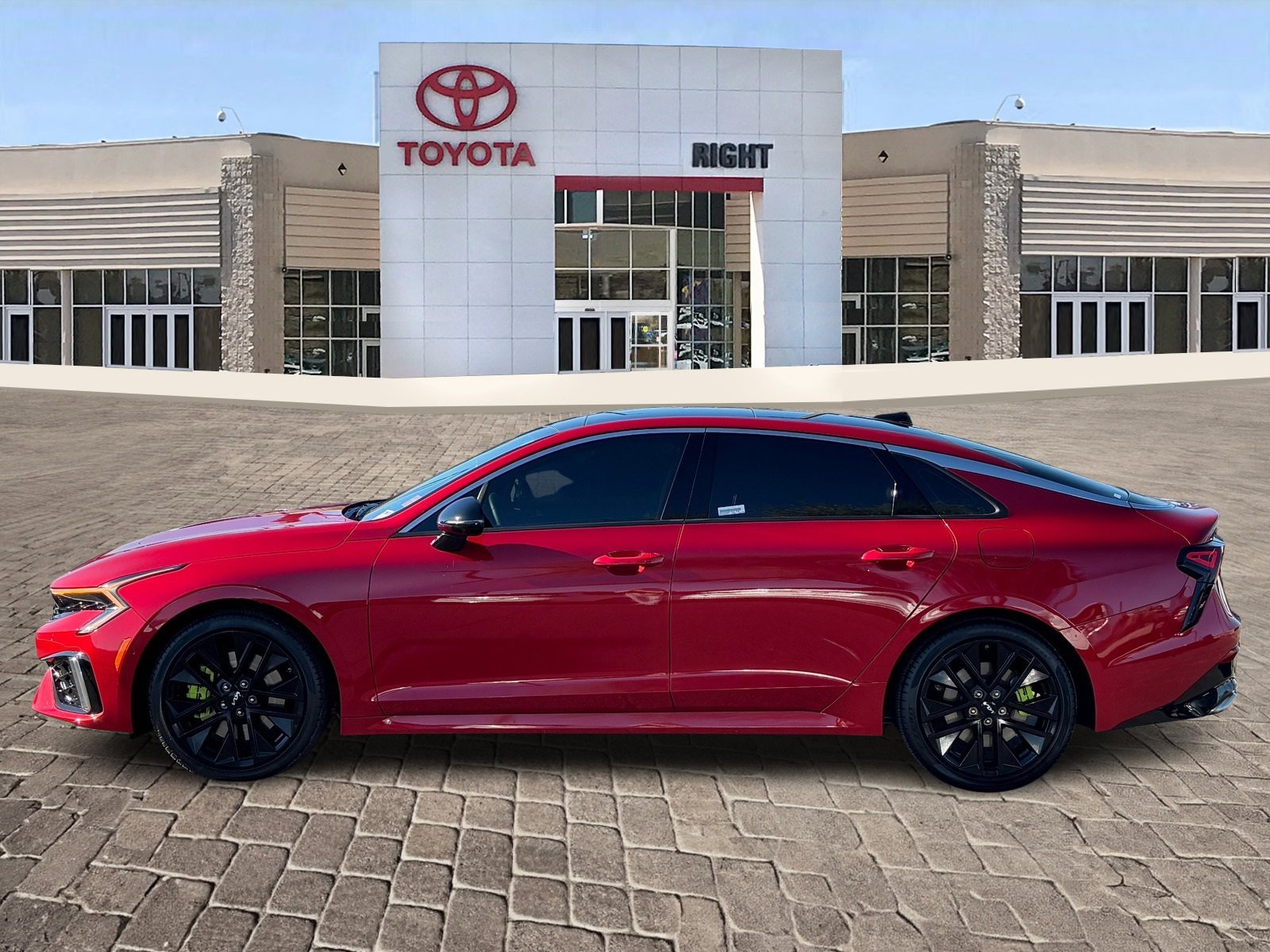 Used 2025 Kia K5 GT w/ GT1 Package image 3