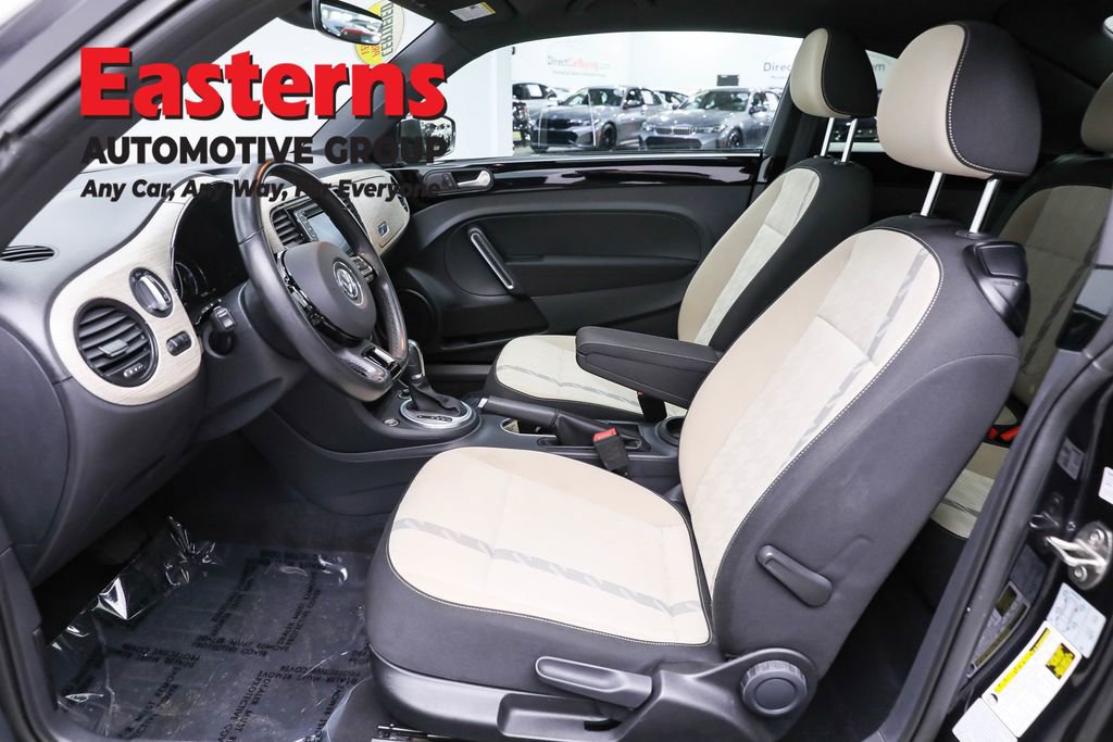 Used 2018 Volkswagen Beetle 2.0T S image 14