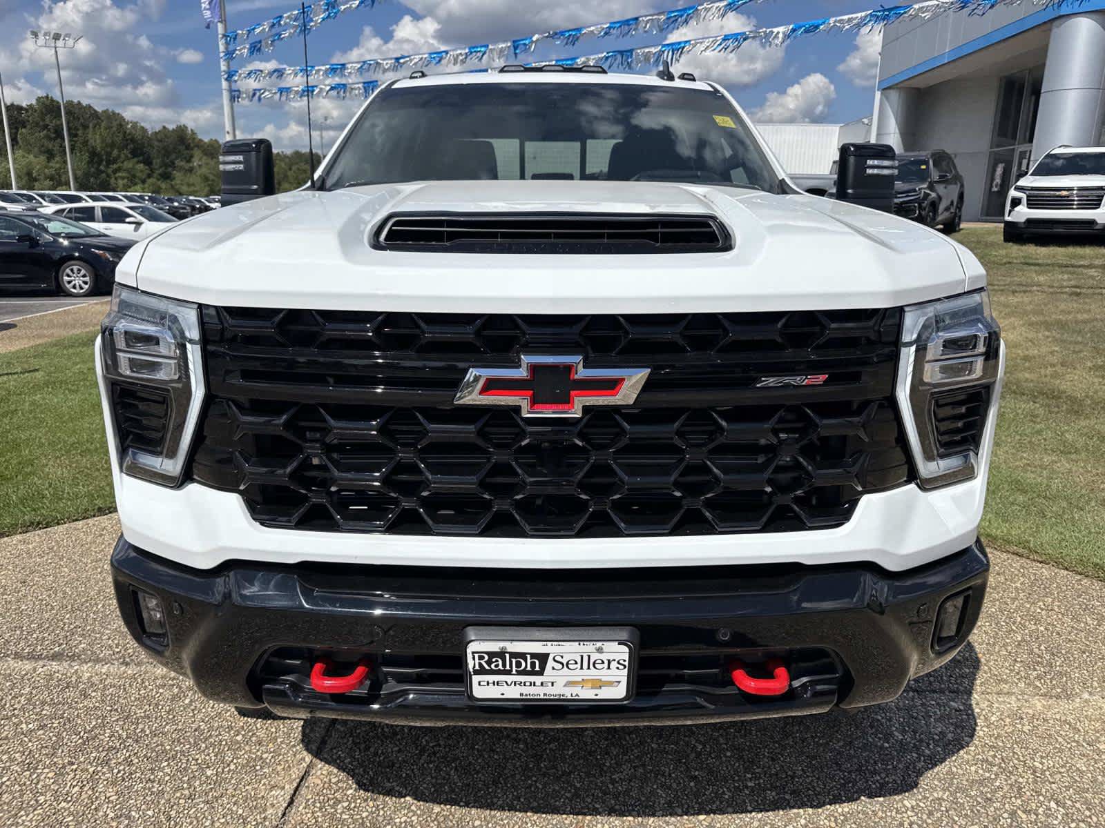 New 2026 Chevrolet Silverado 2500 ZR2 AWD/4WD image 2