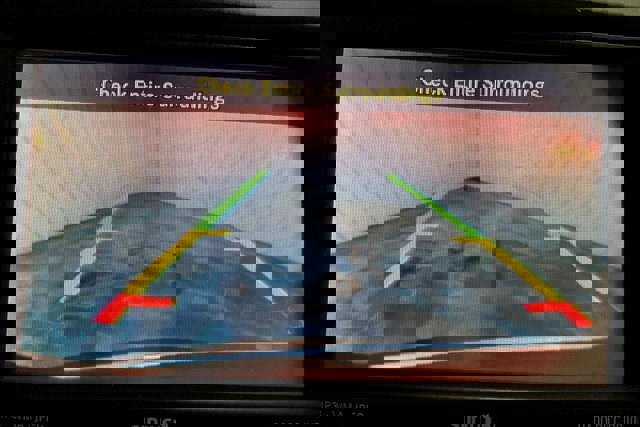 Used 2012 Chrysler Town & Country Limited w/ Luxury Group image 21