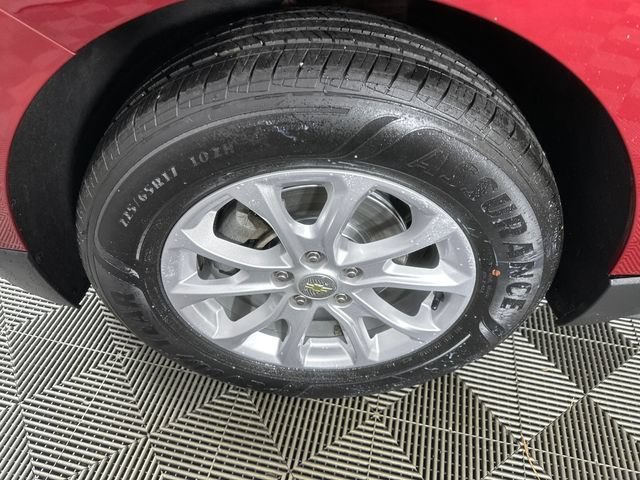 Used 2020 Chevrolet Equinox LT FWD image 2