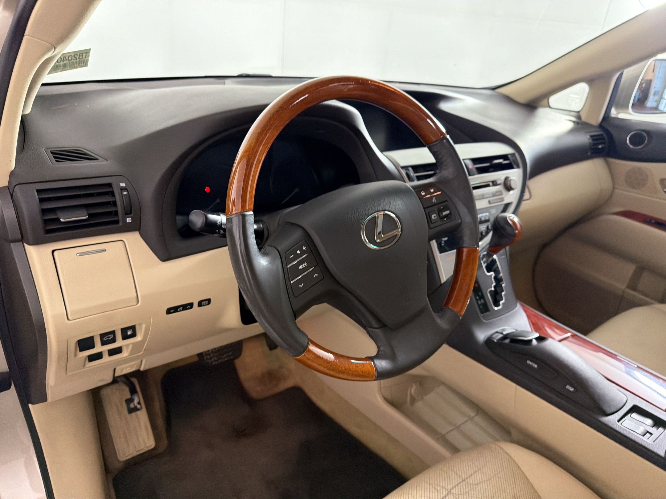 Used 2011 Lexus RX 450h AWD w/ Premium Pkg image 4