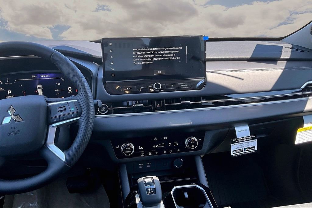 New 2026 Mitsubishi Outlander AWD image 7