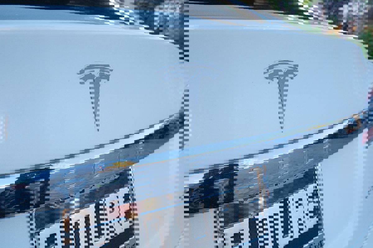 Used 2020 Tesla Model S Long Range Plus image 45