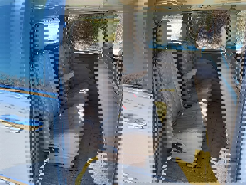 Used 2016 Chrysler Town & Country Touring-L image 14