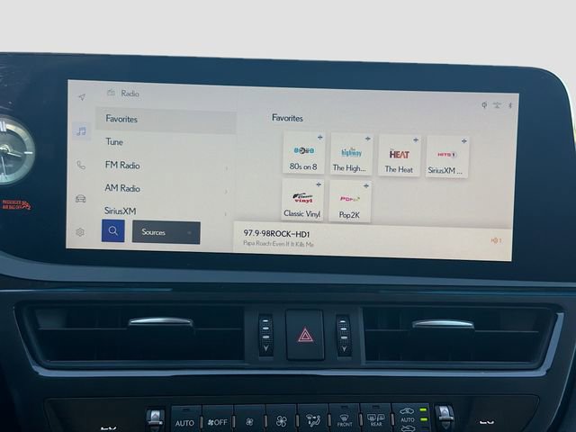 Used 2023 Lexus ES 350 w/ Premium Package FWD image 31