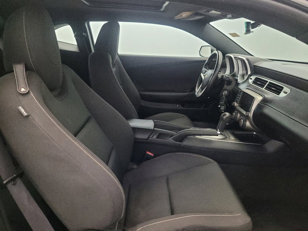 Used 2015 Chevrolet Camaro LT w/ 1LT Preferred Package RWD image 21