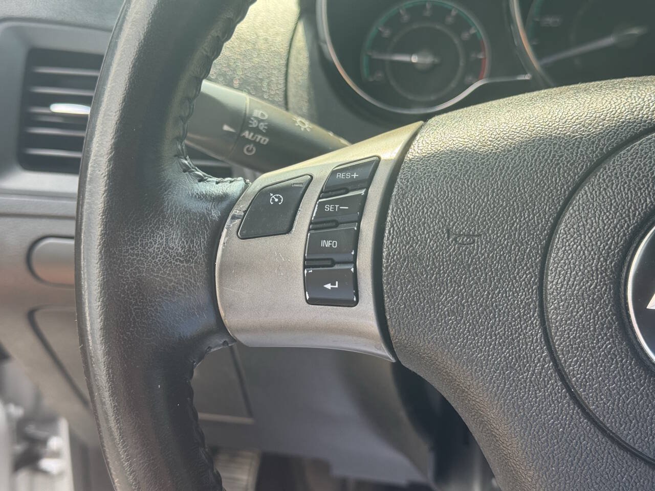 Used 2012 Chevrolet Malibu LTZ FWD image 18