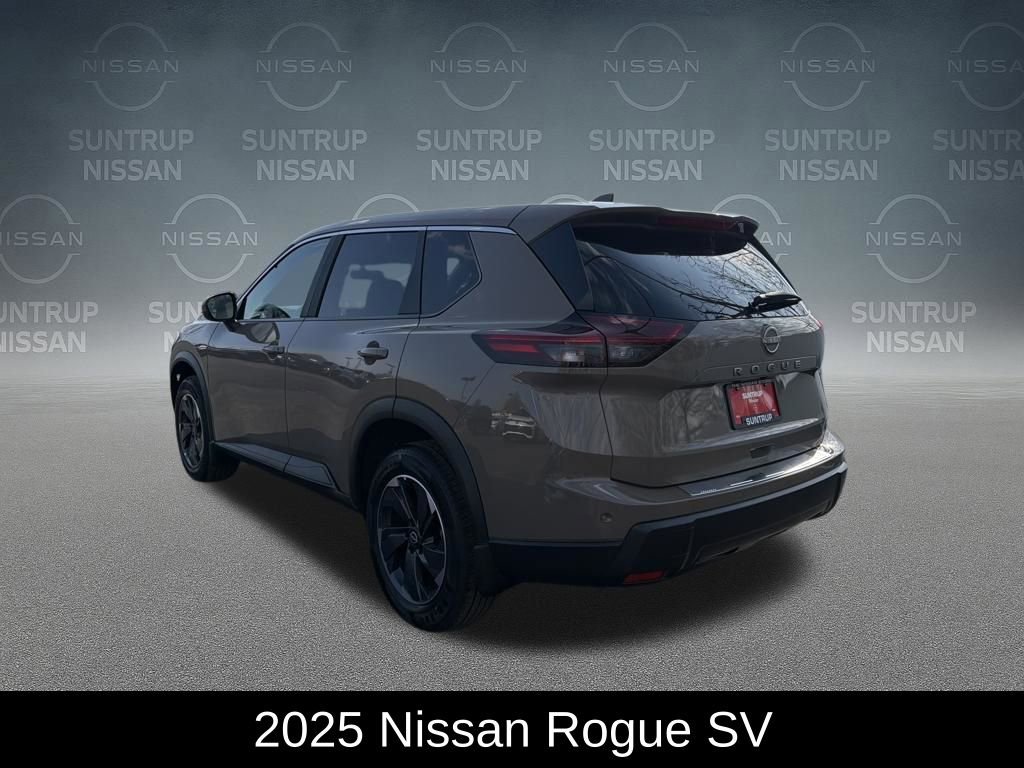 Used 2025 Nissan Rogue SV image 3