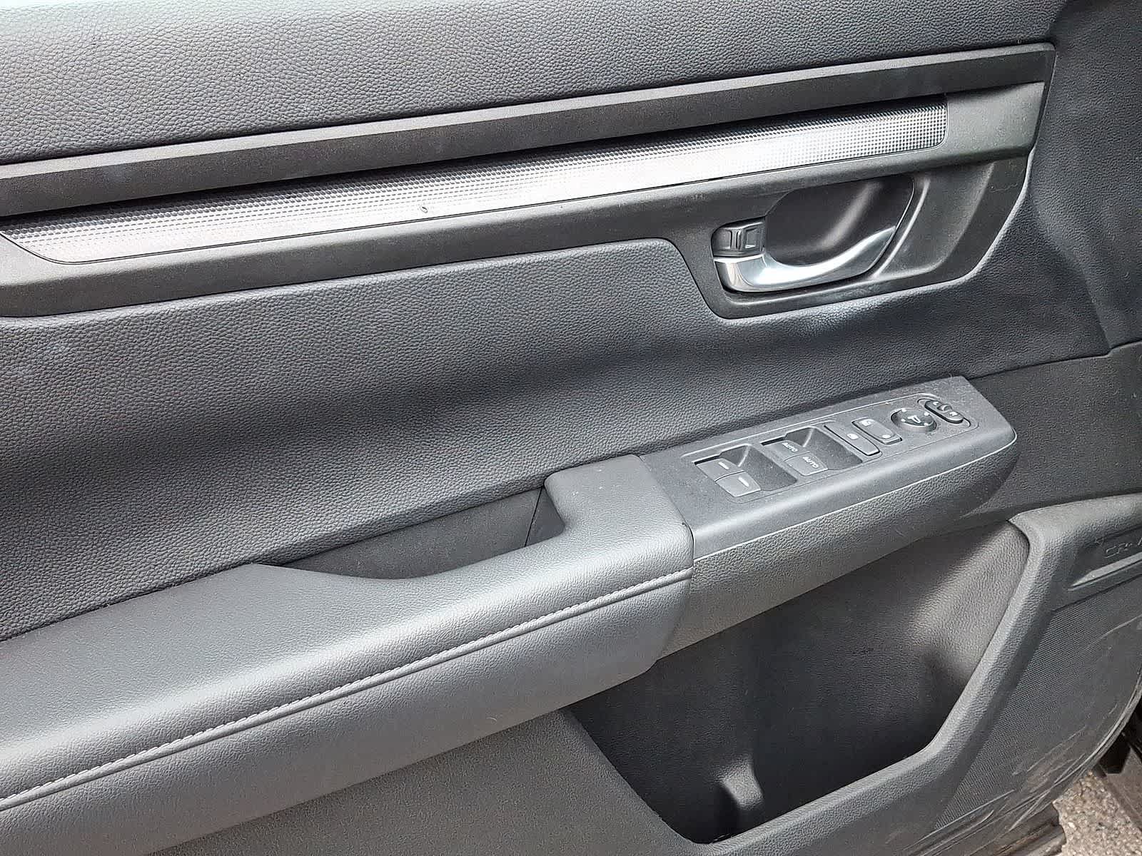 Used 2024 Honda CR-V EX image 29
