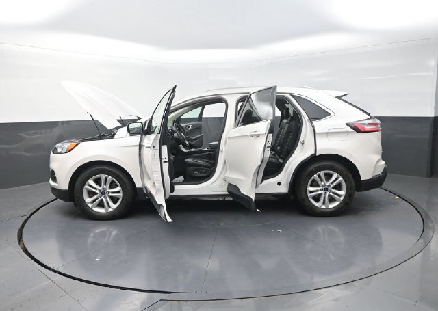 Used 2019 Ford Edge SEL w/ Equipment Group 201A AWD/4WD image 35