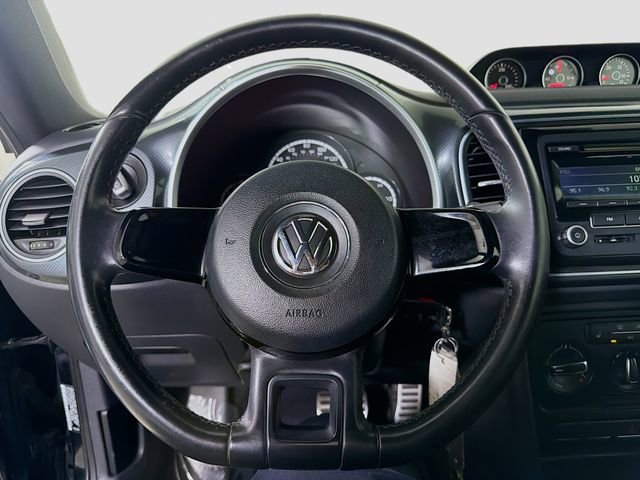 Used 2013 Volkswagen Beetle 2.0T image 12
