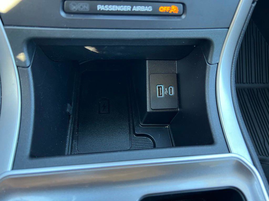 Used 2023 Ford Edge SEL w/ Convenience Package image 32