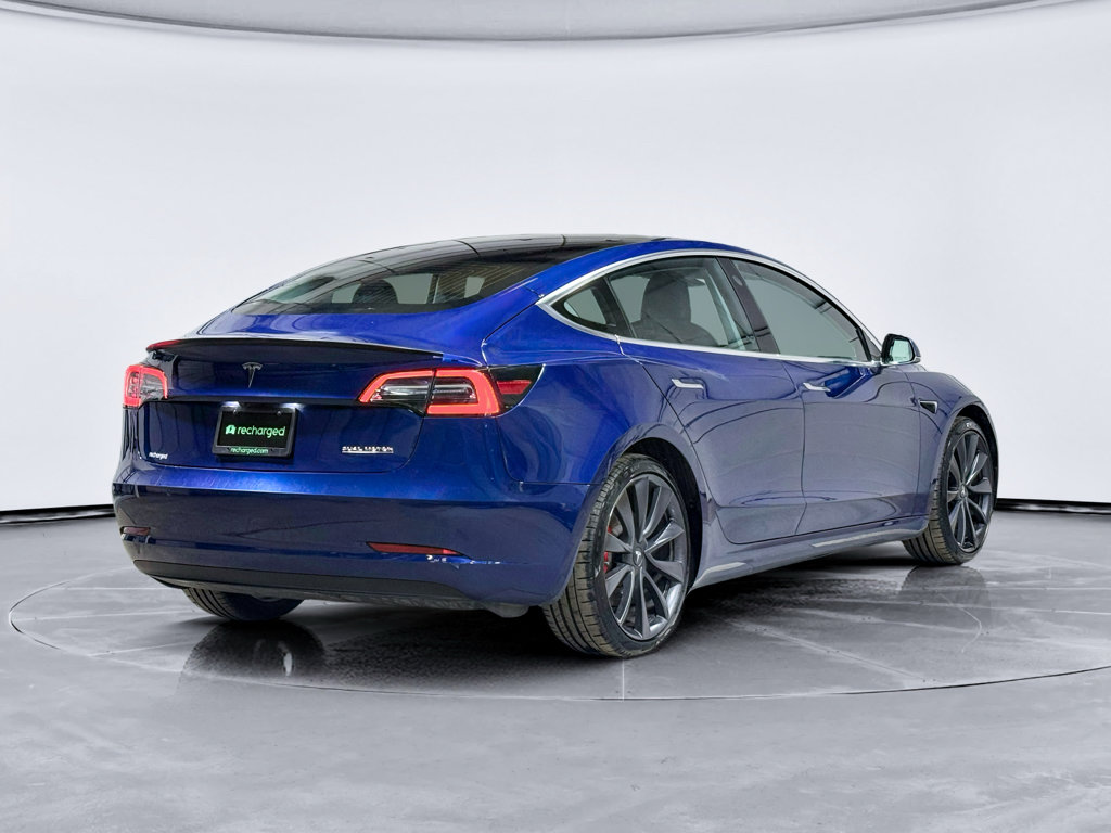 Used 2020 Tesla Model 3 Performance image 3