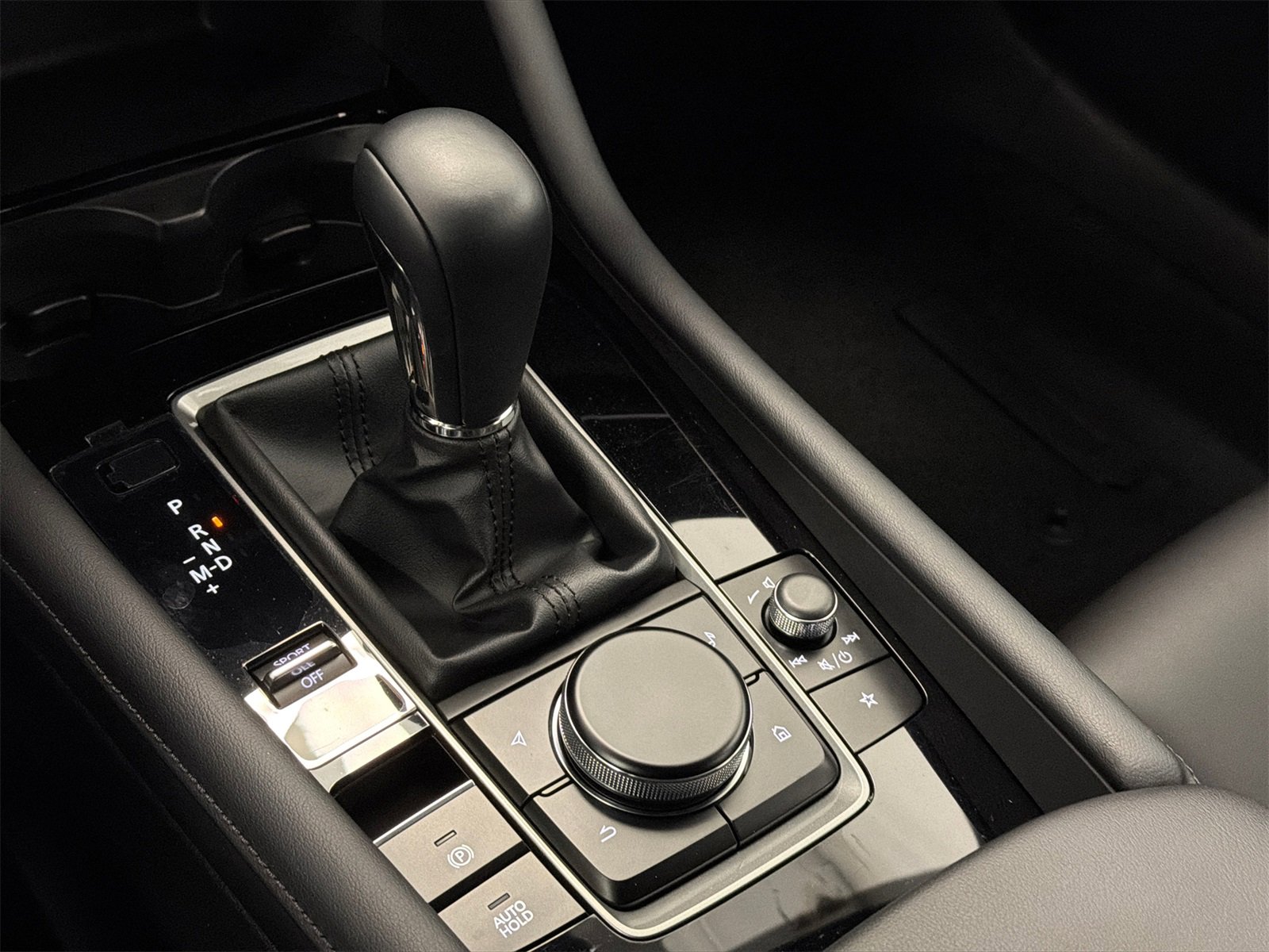 Certified 2025 MAZDA MAZDA3 s Sport image 27