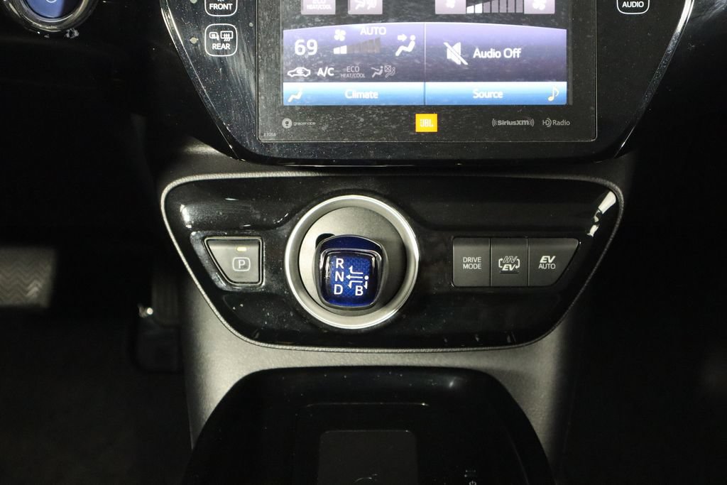 Used 2020 Toyota Prius Prime Limited FWD image 28