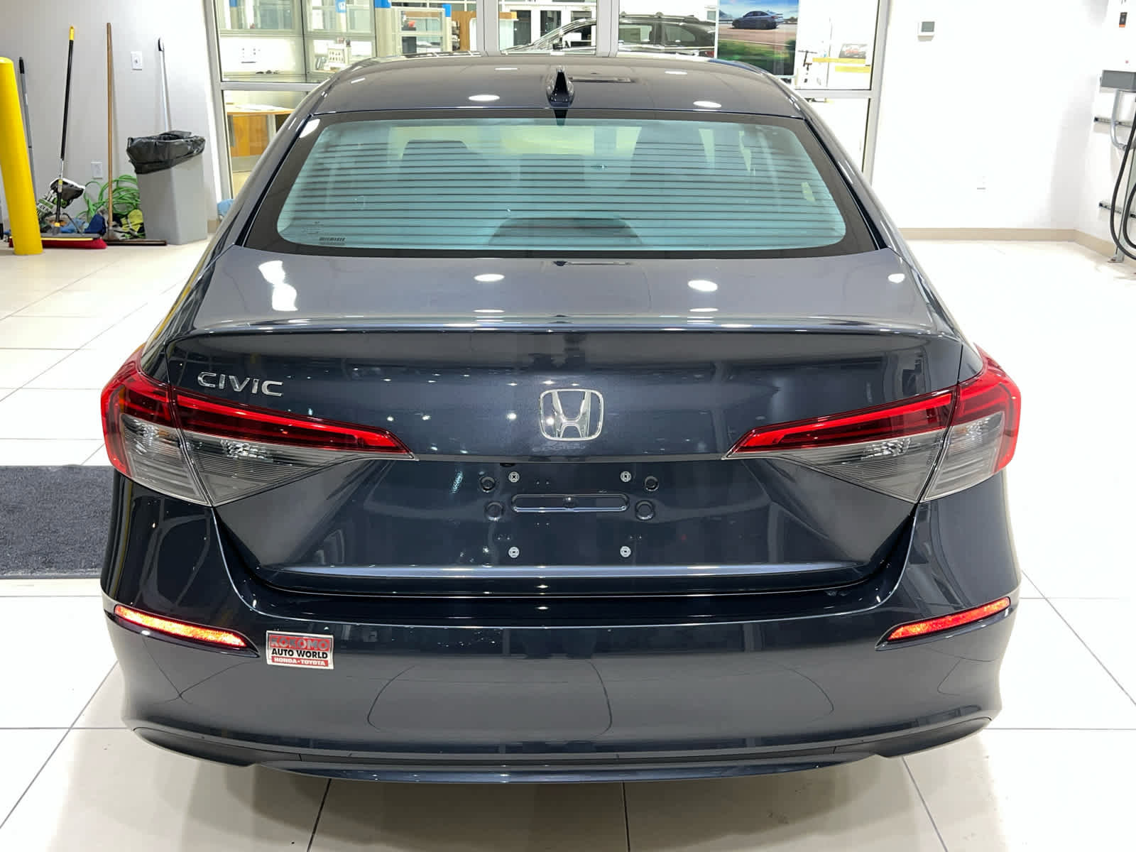Used 2023 Honda Civic LX image 18