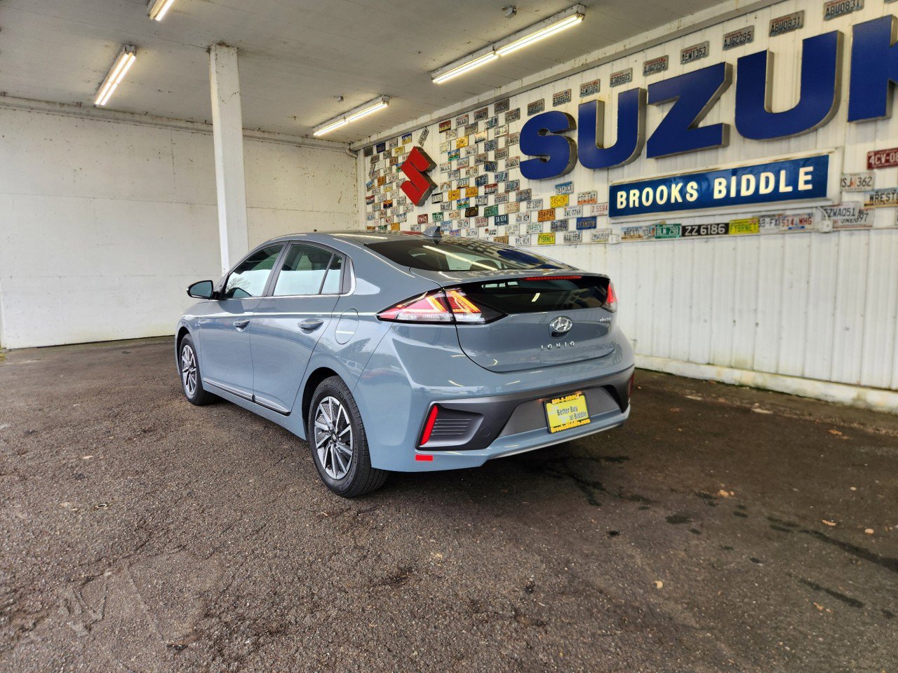 Used 2020 Hyundai Ioniq Limited image 9