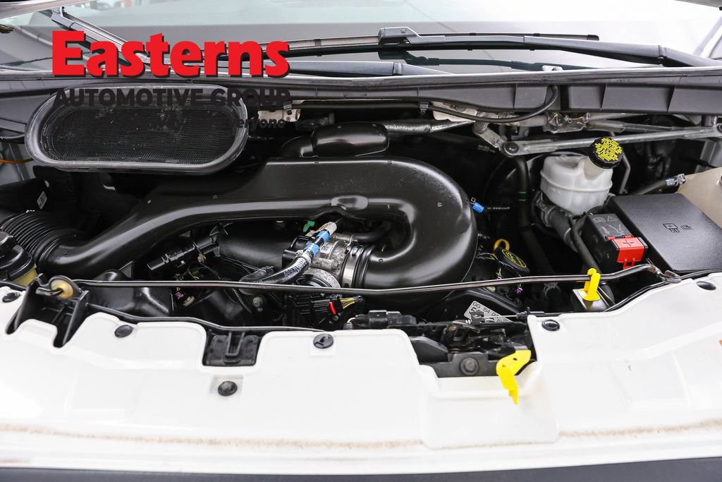 Used 2018 Ford Transit 250 148 Low Roof RWD image 7