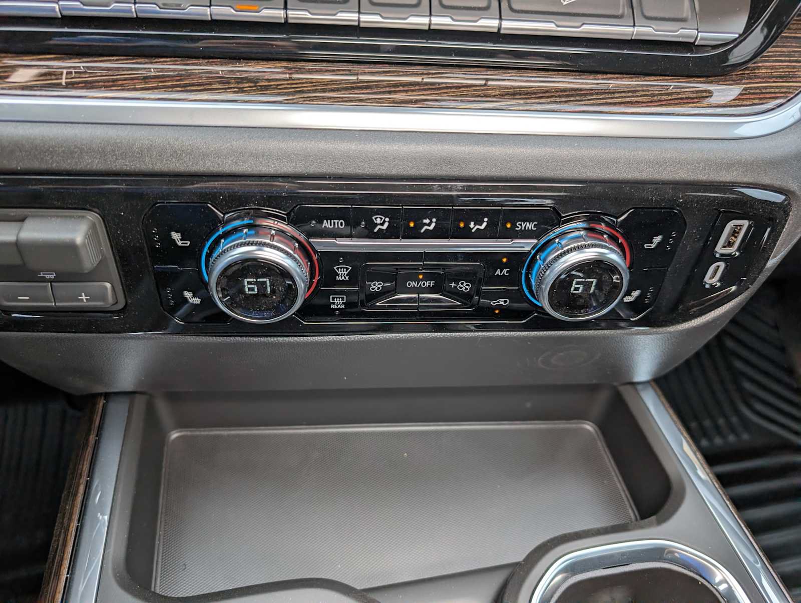 New 2026 GMC Sierra 1500 Elevation w/ Preferred Package AWD/4WD image 26