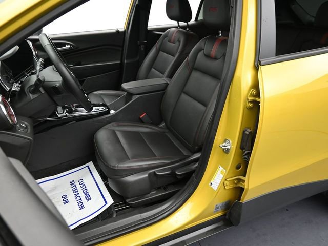 Used 2025 Chevrolet Trax RS w/ Driver Confidence Package image 11