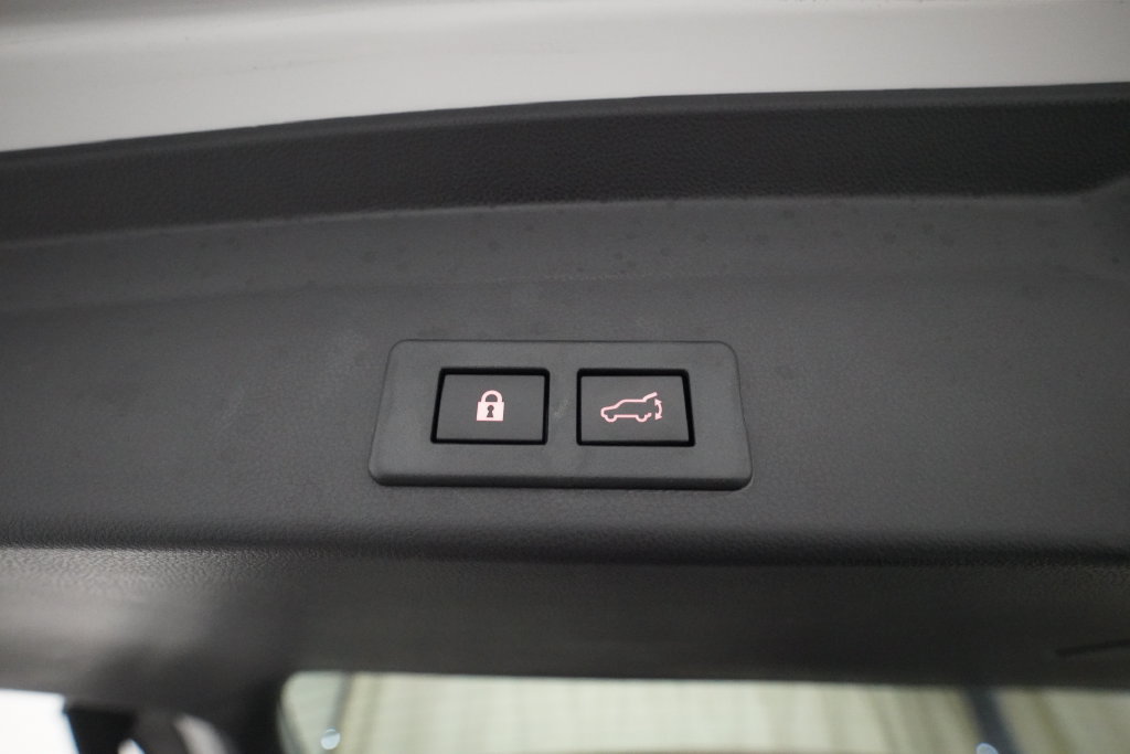 Used 2023 Subaru Ascent Onyx Edition AWD/4WD image 15