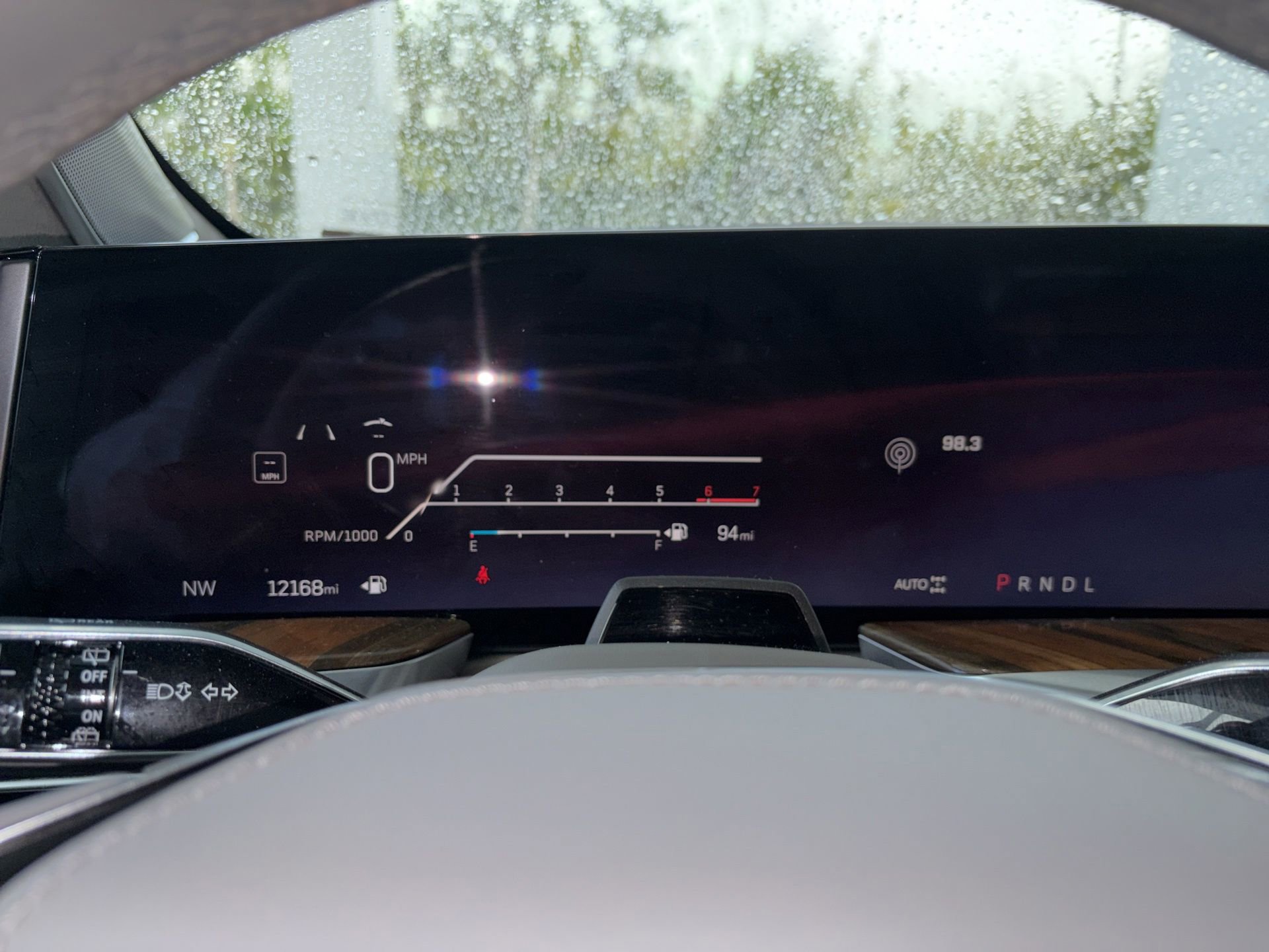 Used 2025 Cadillac Escalade ESV Sport Platinum image 9