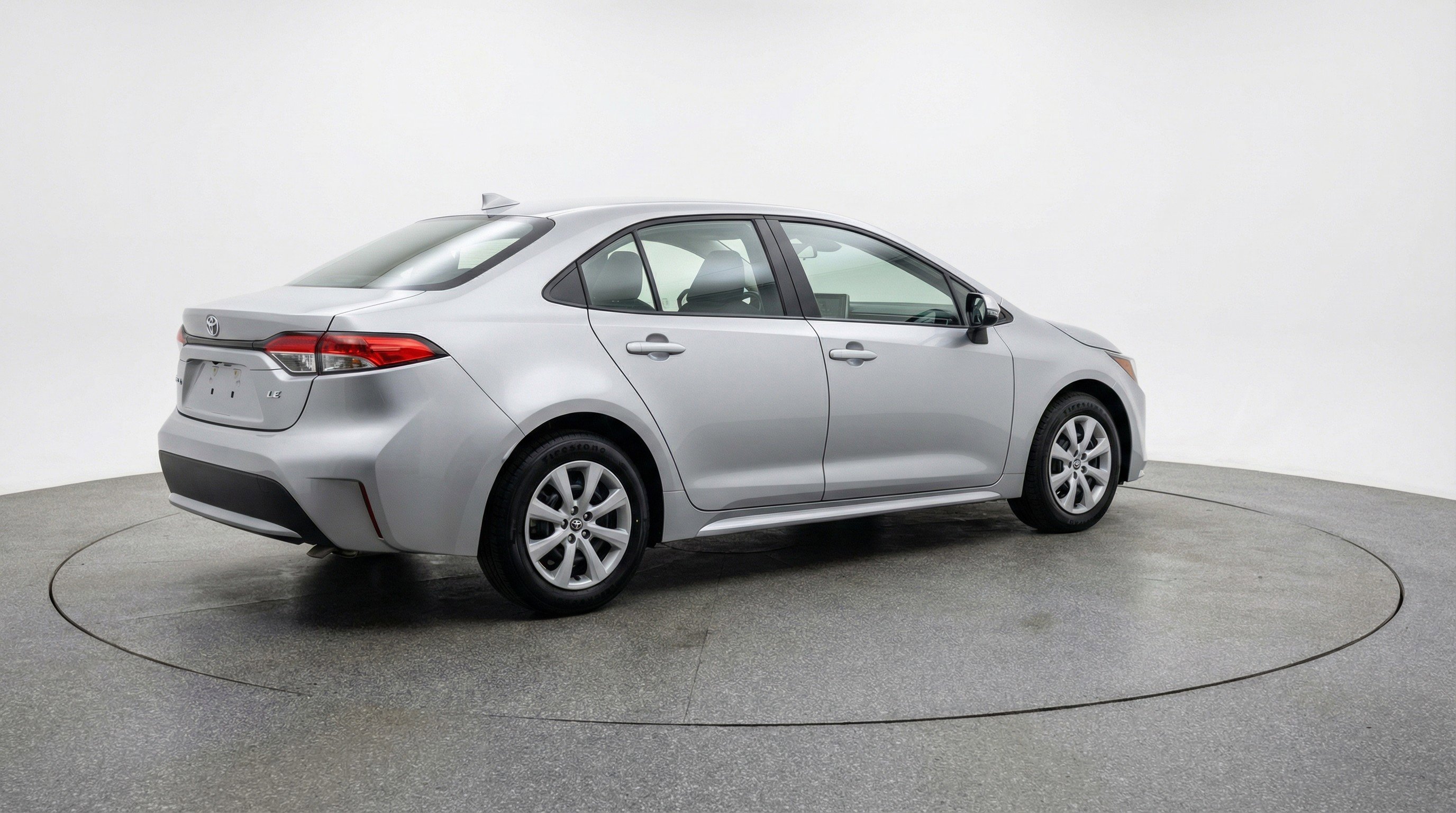 Used 2025 Toyota Corolla LE FWD image 9