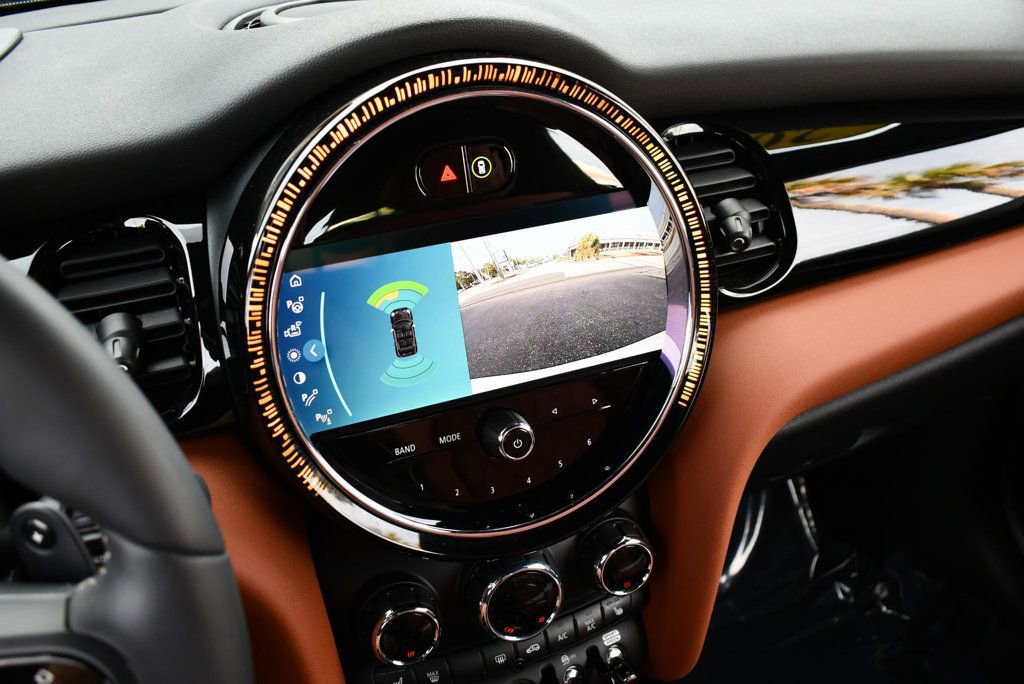 Used 2023 MINI Cooper S image 69