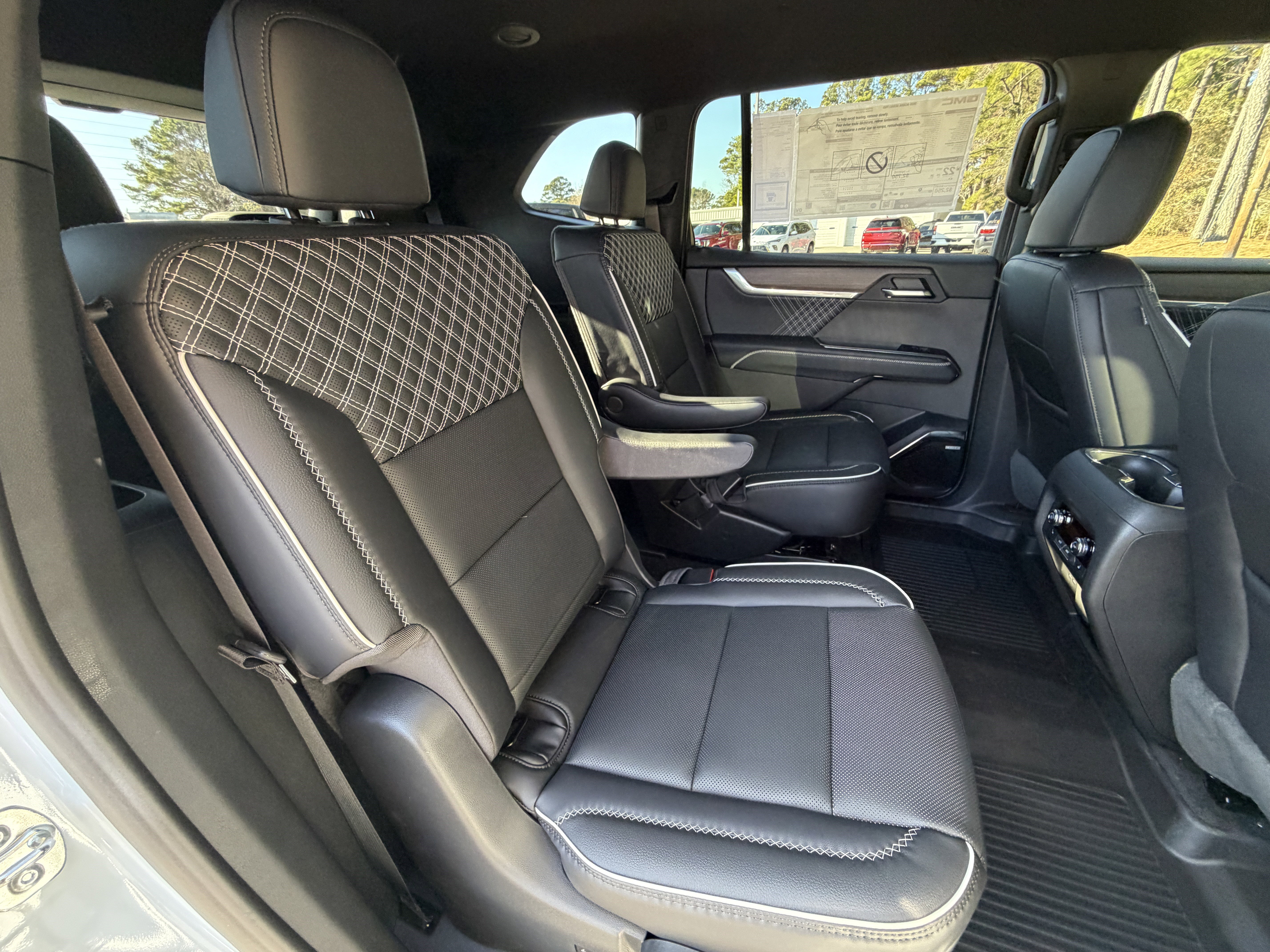 New 2026 GMC Acadia Denali w/ Super Cruise Package image 20