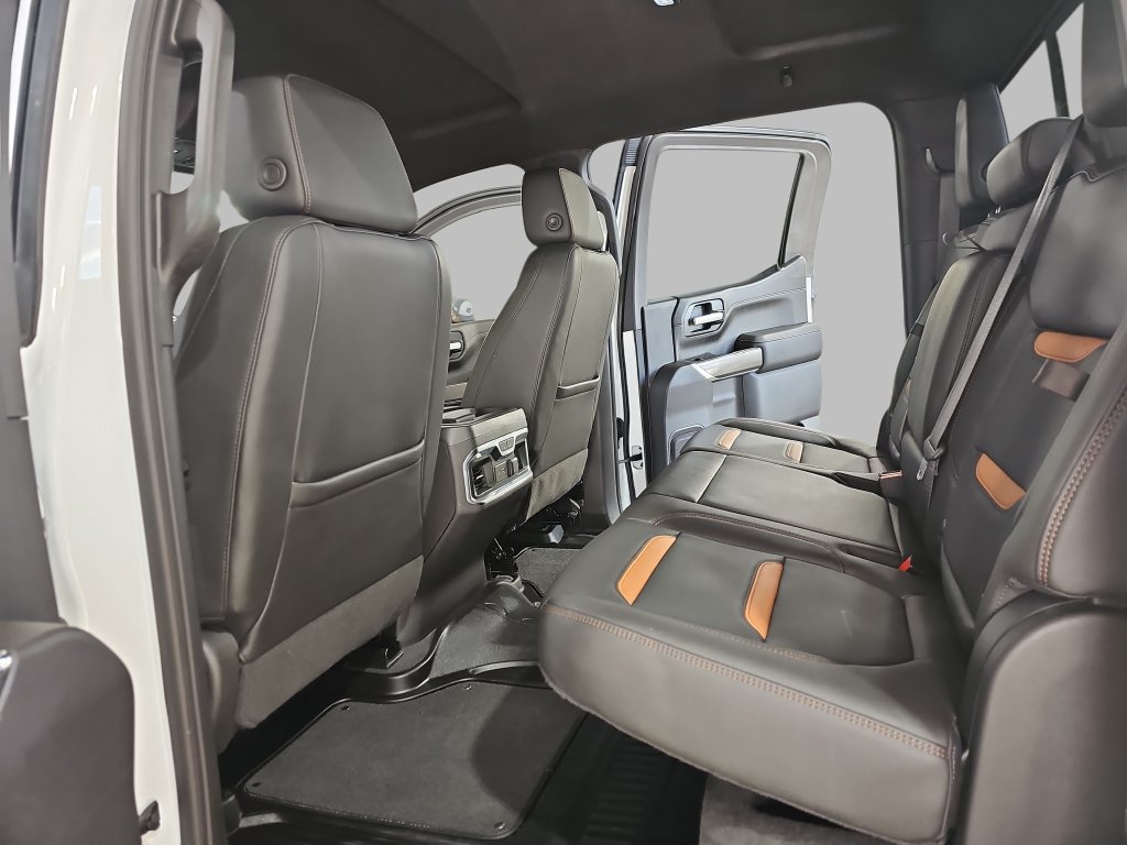 Certified 2021 GMC Sierra 1500 AT4 w/ AT4 Value Package AWD/4WD image 17