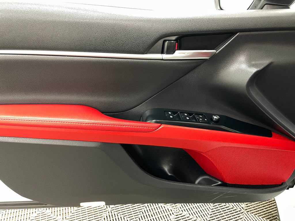 Used 2020 Toyota Camry XSE w/ Driver Assist Package FWD image 26