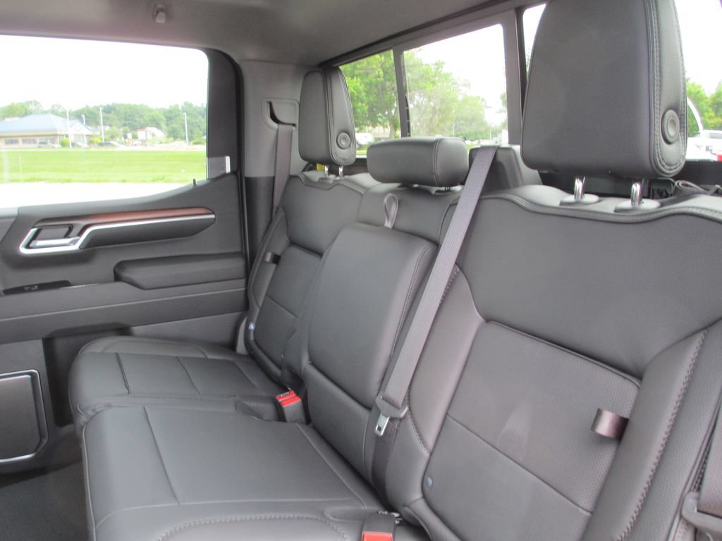 New 2026 GMC Sierra 1500 Denali AWD/4WD image 17