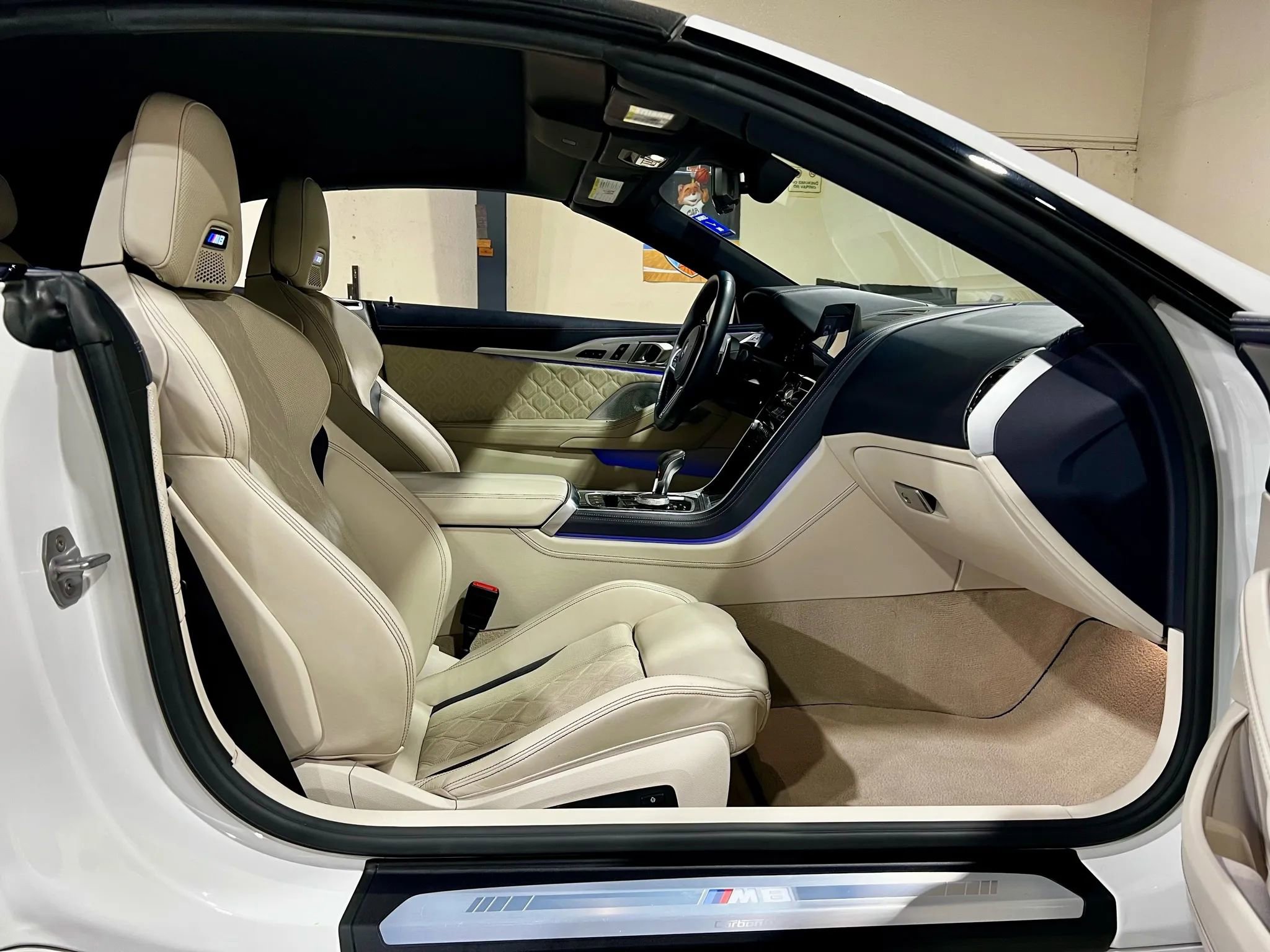 Used 2020 BMW M8 Convertible 2D image 25