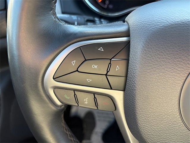 Used 2019 Jeep Grand Cherokee Altitude image 10