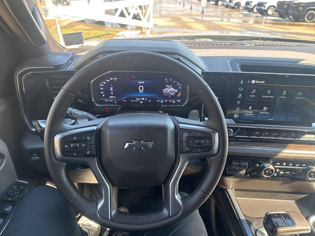 Used 2025 Chevrolet Silverado 1500 RST w/ Z71 Off-Road Package image 9