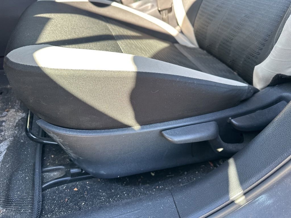 Used 2021 Nissan Versa SV image 15