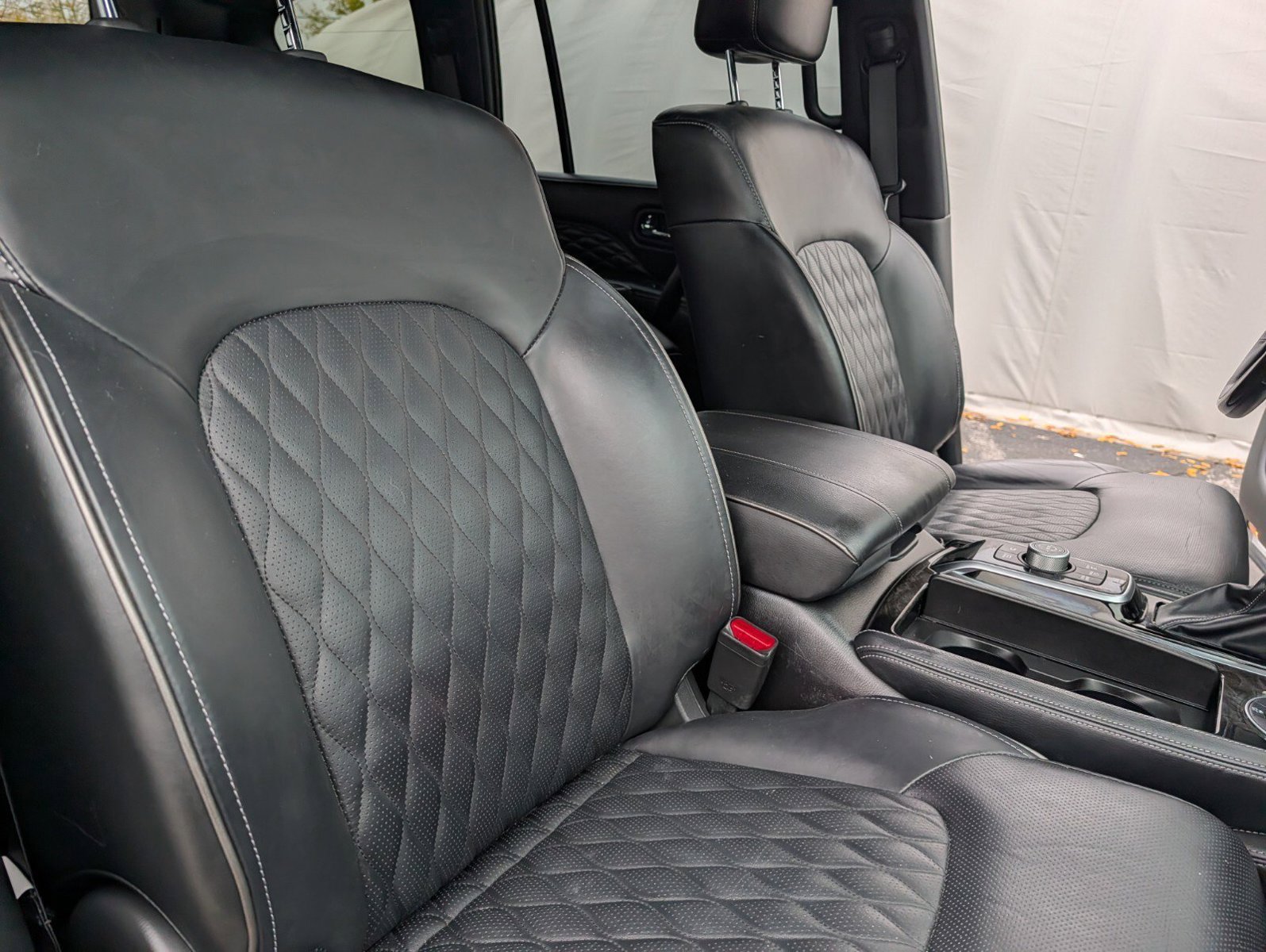 Used 2024 INFINITI QX80 Sensory AWD/4WD image 30