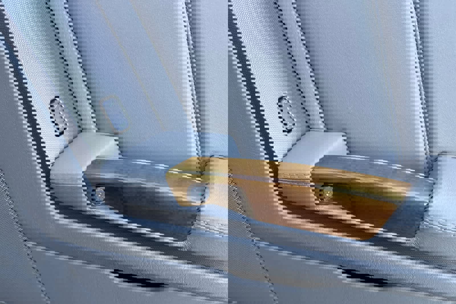 Used 2006 Cadillac XLR image 17