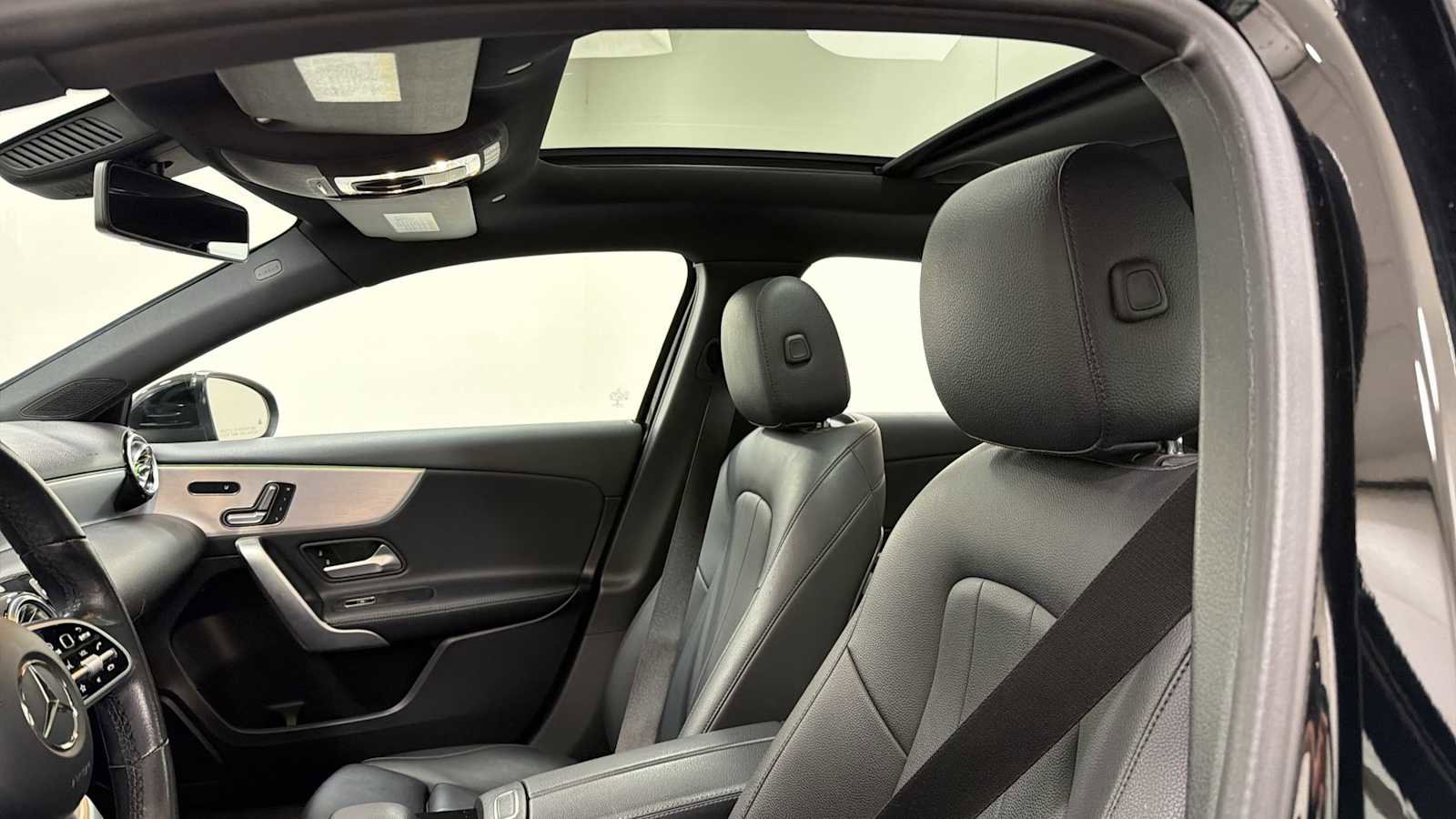 Used 2019 Mercedes-Benz A 220 4MATIC image 23