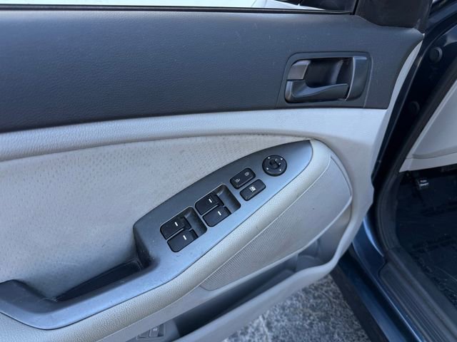 Used 2015 Kia Optima LX FWD image 11