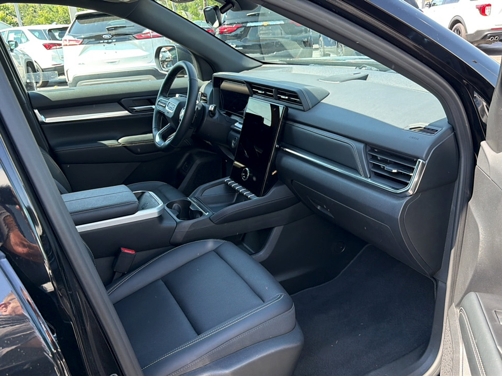 Used 2026 GMC Terrain Elevation w/ Elevation Premium Package AWD/4WD image 10
