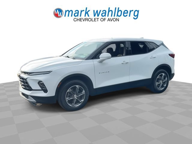Used 2025 Chevrolet Blazer LT FWD image 4