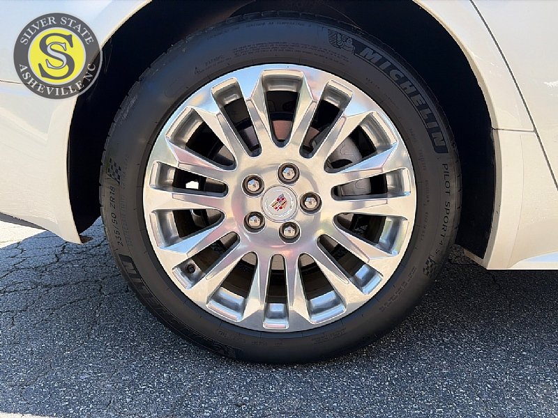 Used 2010 Cadillac CTS Performance w/ Performance Luxury Package RWD image 9