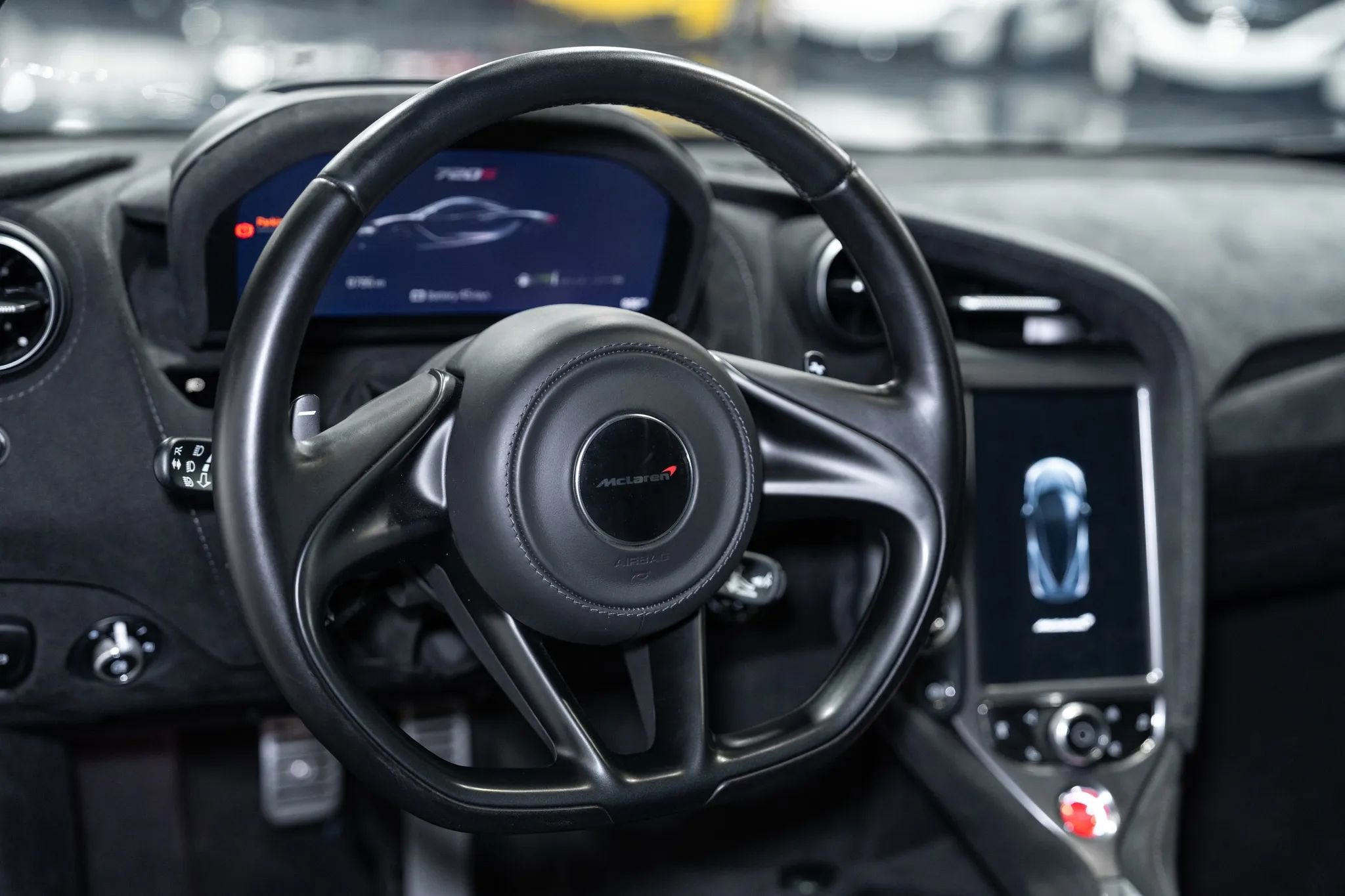 Used 2018 McLaren 720S image 20