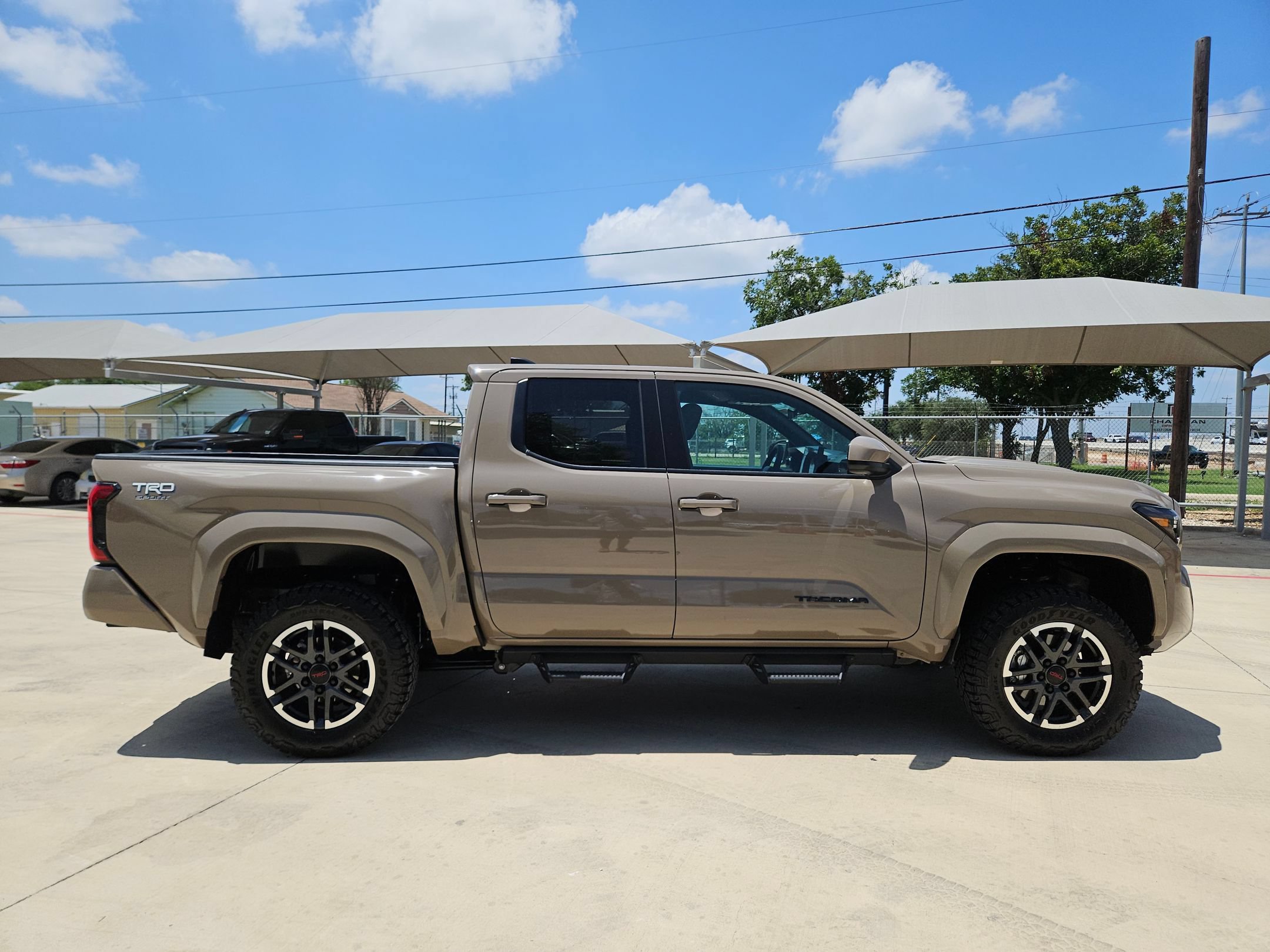 Used 2026 Toyota Tacoma TRD Sport AWD/4WD video 2